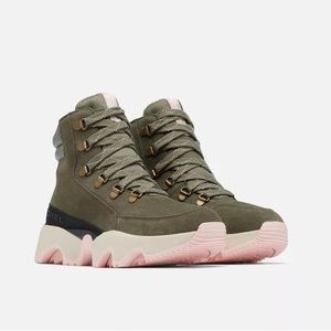 Sorel Women's Green and Pink  Boots